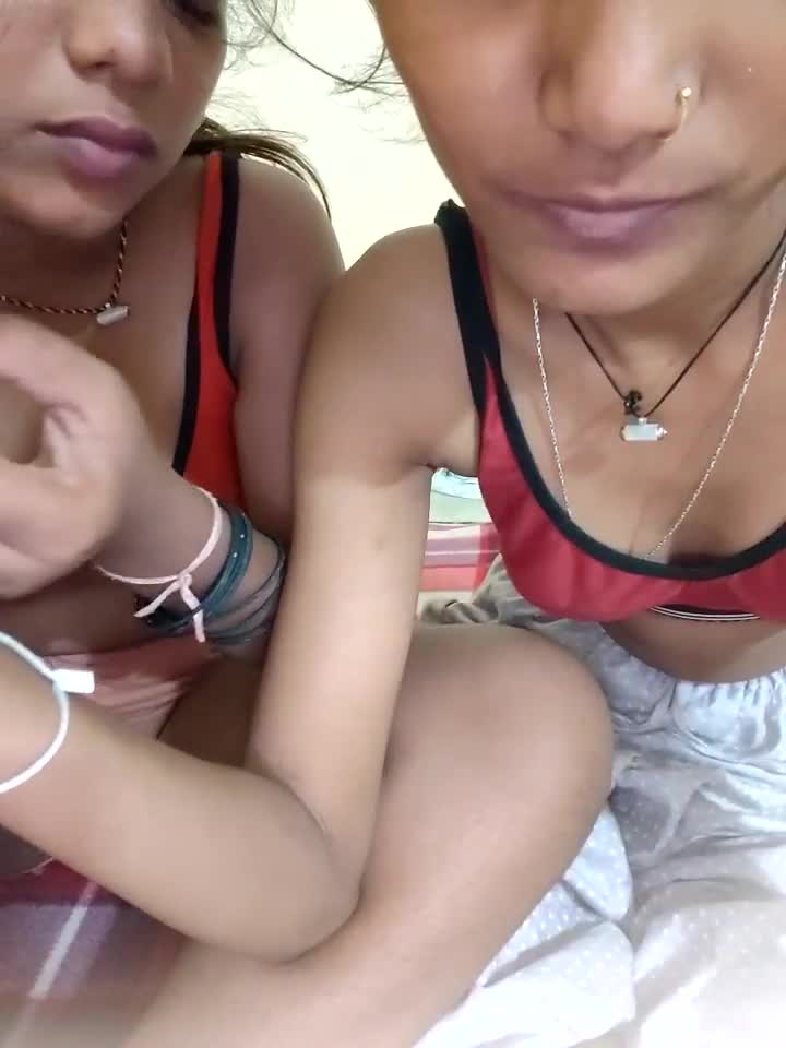 Unique_girls90